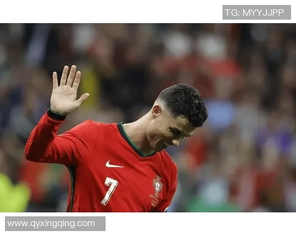 8号足球球星引领赛场风云展现激情与荣耀书写绿茵传奇篇章