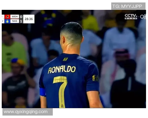 彩绘足球球星背影艺术作品展现运动与力量的完美结合