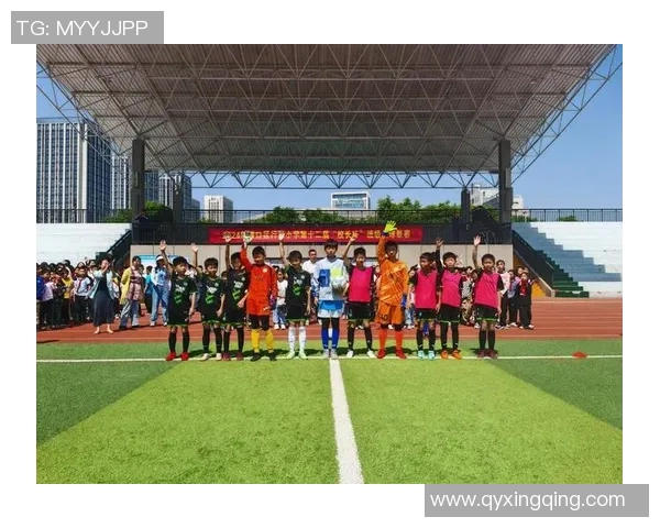 战神足球星荣耀再临绿茵赛场燃动激情闪耀王者风采